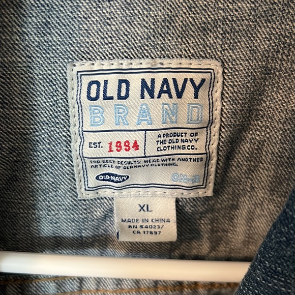 Old navy jean jacket womens size XL - Picture 2 of 3